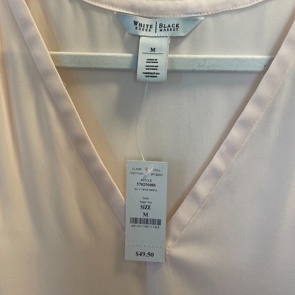 NWT! White House Black Market Baby Pink Sleeveless V Neck Blouse Women’s Size M - Picture 2 of 5
